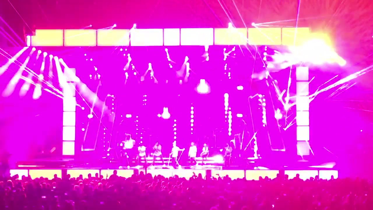 Uptown Funk Bruno Mars Live MSG