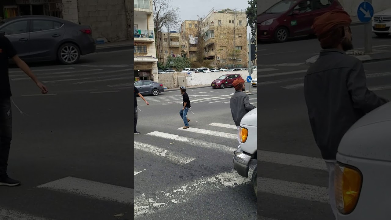 The infamous Na Nach bus