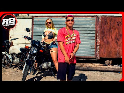 MC Novin, DJ Douglinhas - ESFREGANDO NO OITÃO