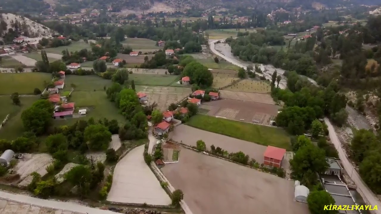 ÇAMELİ İLÇESİ KİRAZLIYAYLA MAHALLESİ DRON İLE HAVADAN GÖRÜNÜM.
