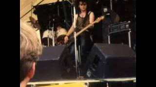 Simon Gallup - Fools Dance - The Ring (live)