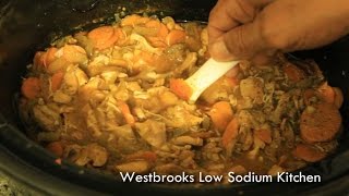 Back at it with my slow cooker curry chicken. low in sodium but full
of bold taste, great. a healthy alternative for those suffering from
hypertension and co...