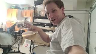 Versa Stack demo, and comparing the Mapex Saturn 16 maple/walnut tom, to the Pearl mahogany/birchπ₯