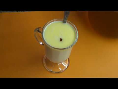 Рецепт от кашля: молоко мед масло желток сода йод