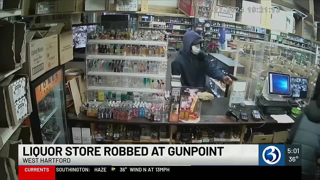 West Hartford liquor store robbed at gunpoint - YouTube