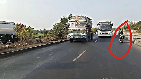 Skilled GSRTC VOLVO driver #GSRTCVOLVO