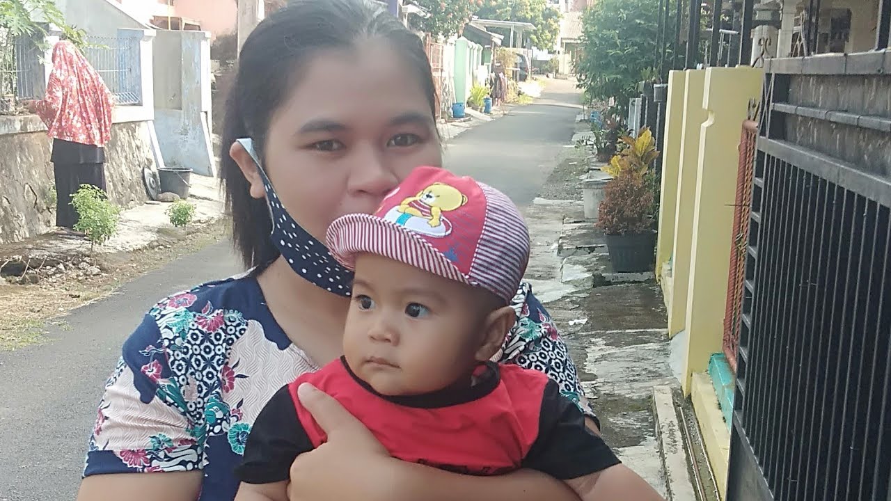 Ketawa bayi lucu menggemaskan... - YouTube