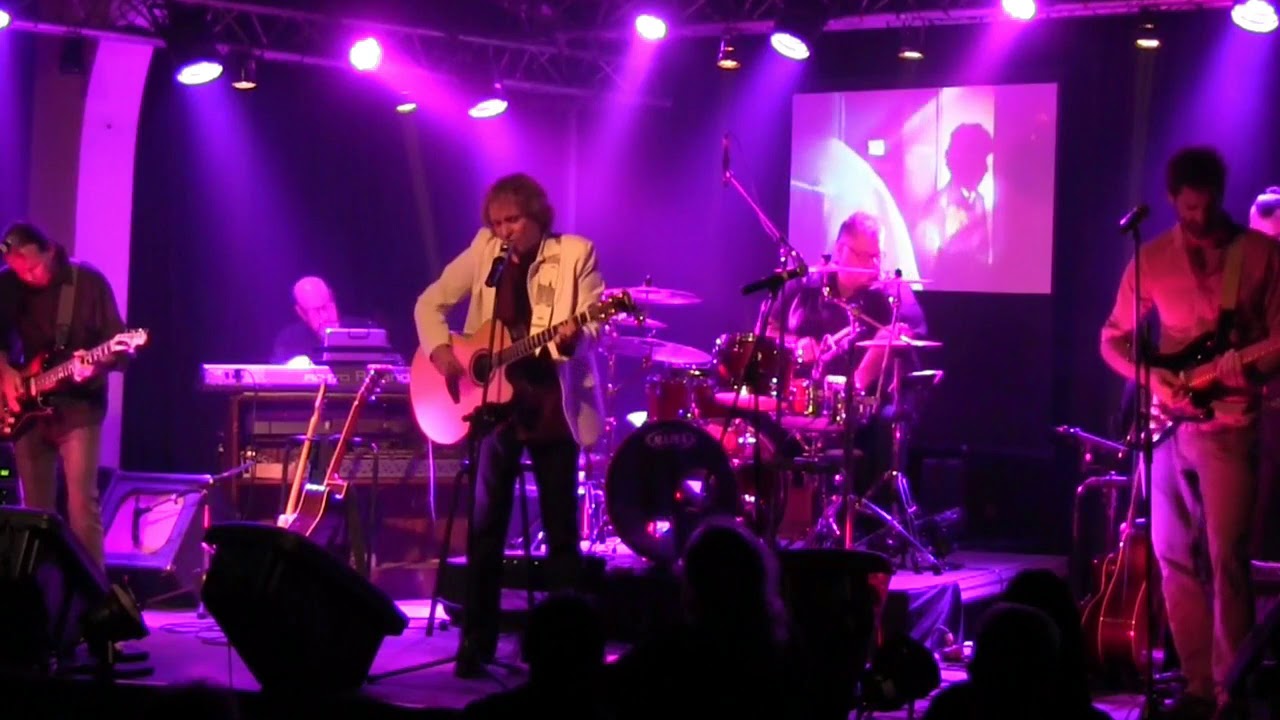 Duck Chowles as Bob Dylan with Centrestage Old Grey 26 Sept 2017