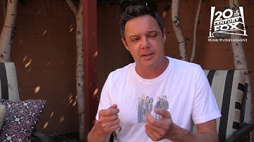 How I Met Your Mother - The Robot | FOX Home Entertainment