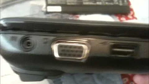 ASUS Eee PC 1015PEM Unboxing Part 1