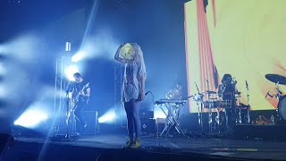 Fake Happy - Paramore (Live in Manila 2018)