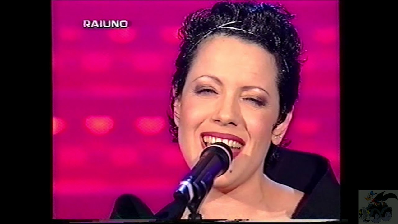 Antonella Ruggiero - Amore lontanissimo live HD - Sanremo 24 febbraio 1998