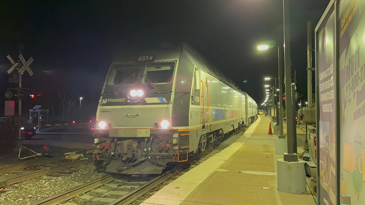 Nathan Airchime K5LLE on NJ Transit ALP-45DP 4514 @ Denville (11/18/24)