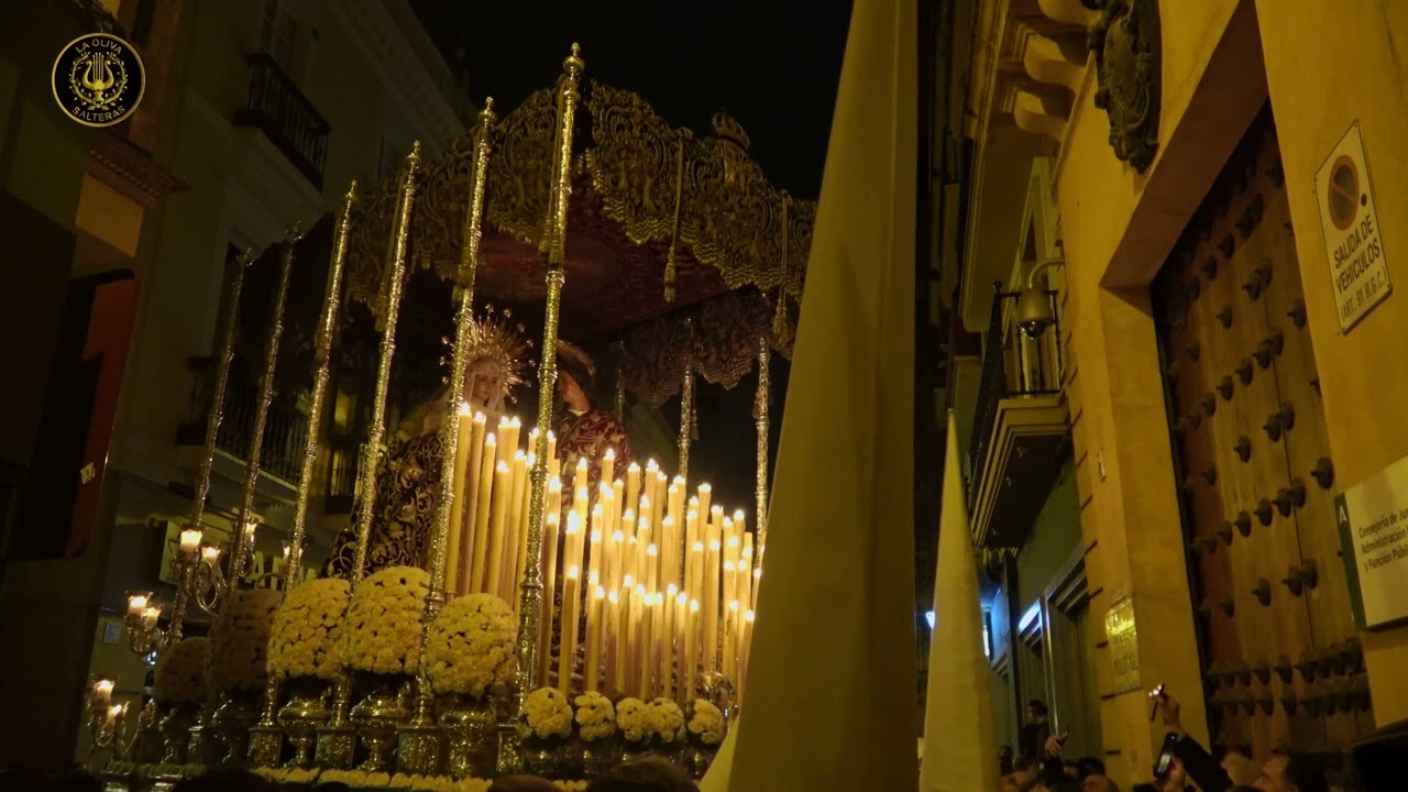 Pasa la Virgen Macarena | Martes Santo (Hdad. Dulce Nombre) 2024