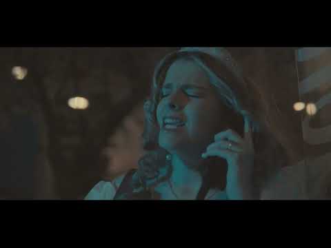 Claudia Maria feat. Voz a Voz ~ Para Que La Vida Video Oficial Bachata
