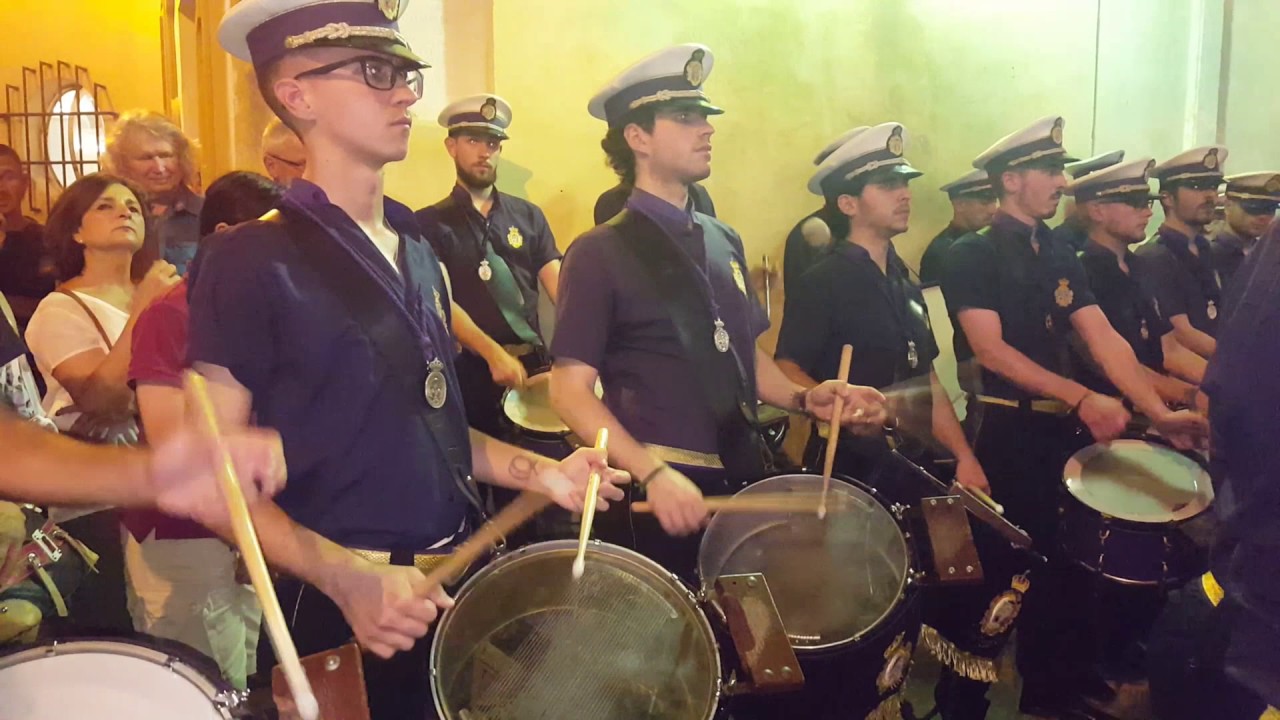Batería AM Los Gitanos - Marcha: 'De Bronce y Oro'.
