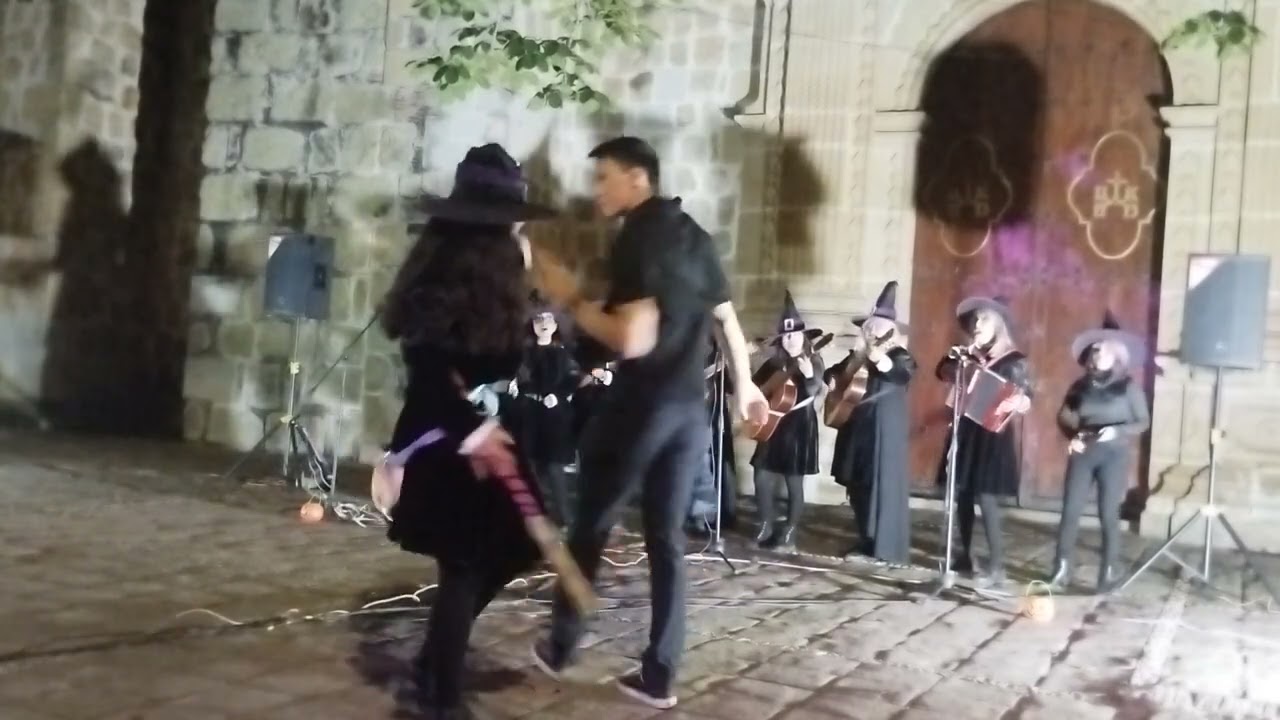 La bruja. Tuna femenil BUO