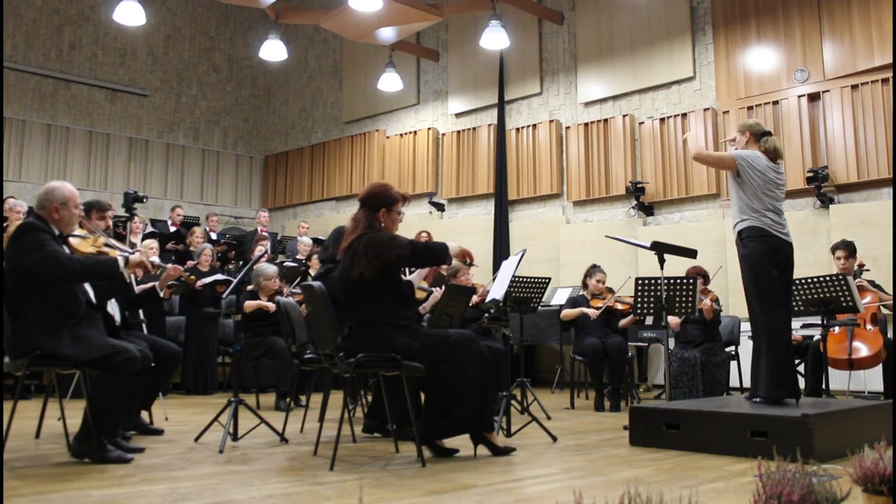 Domnulet si Domn din cer - Gheorghe  Cucu (arr. orch. Erica Damoc) ; Deck the hall - Old Welsh Air