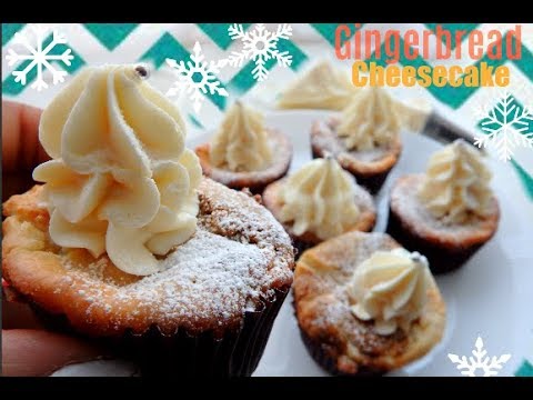 Gingerbread Swirl Cheesecake Cupcakes - A few Days of Xmas