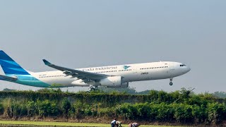 Nonton Pesawat Haji Super Jumbo Take Off & Landing di Bandara Adi Soemarmo Solo