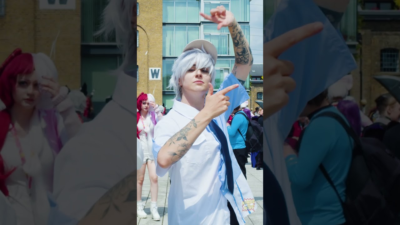 DIVE BACK IN TIME to MCM London Comic Con 