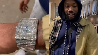 MEEK MILL SHOWS OFF HIS NEW ICED OUT WATCH 😳