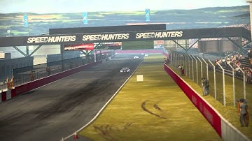 SHIFT 2 - Aston Martin GT3 race car at Silverstone