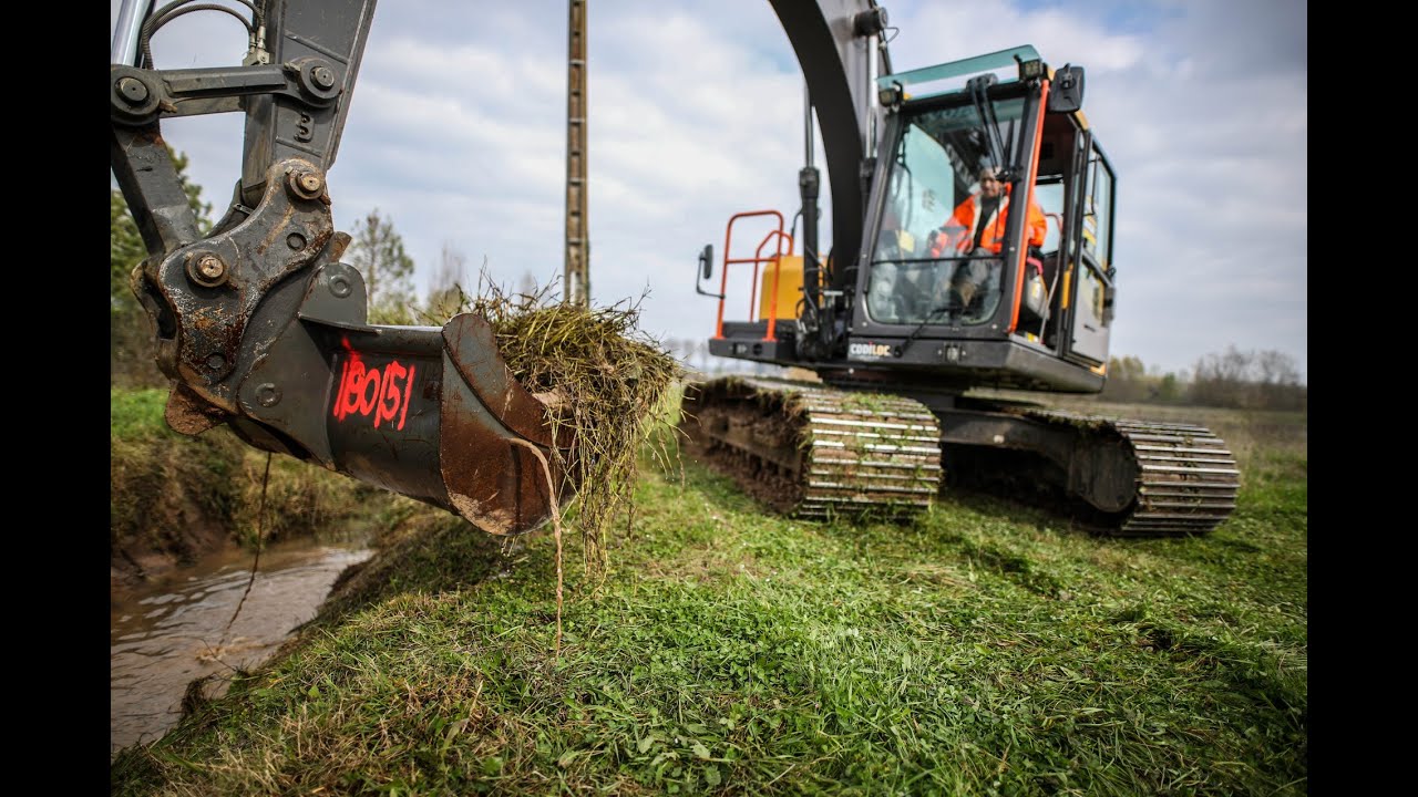 Le Temple-sur-Lot : la chambre d'agriculture met la pression et commence le curage de fossés.