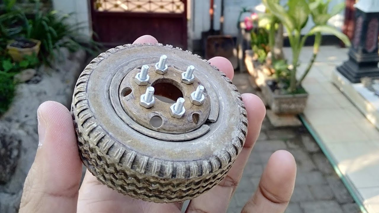 Как сделать из картона и картона катящиеся грузовые шины и колеса || действительно похожи ||