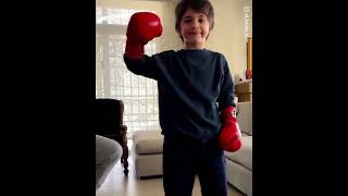 Découvrez Le Potentiel Incroyable Du Plus Petit Boxer Du Monde En 2022
