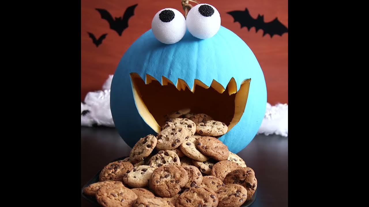 Cookie Monster Pumpkin - YouTube cookie-monster-pumpkin-youtube