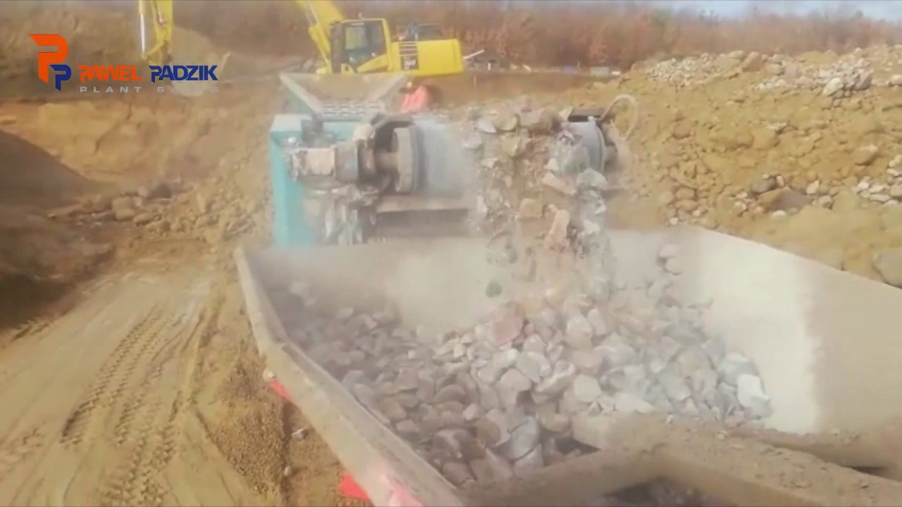 Crusher in action (crushing stone in the mine)