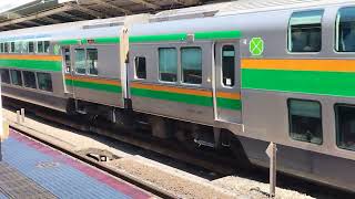 E233系3000番台・E231系1000番台コツE-01編成6号車トイレ非設置+ヤマU64編成横浜駅発車