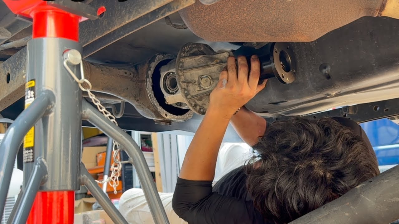 【ミラをFRに！】＃４　ドリフトセンターデフ取り付け作業。Drift center differential installation work