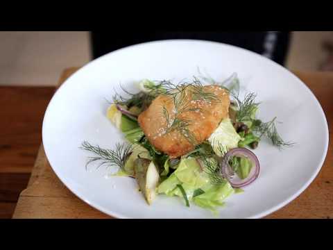 Video: Sådan Laver Du En Varm Salat Med æble Og Rosenkål