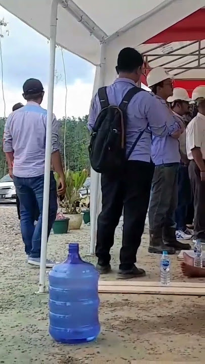 info kerja berangkat pagi pulang kaya #lucu #ngakak #lucuabis #ketawa