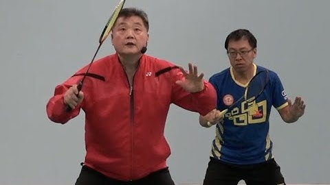 Badminton Footwork Skills-How To Do Forehand Clear Step-Follow the Step