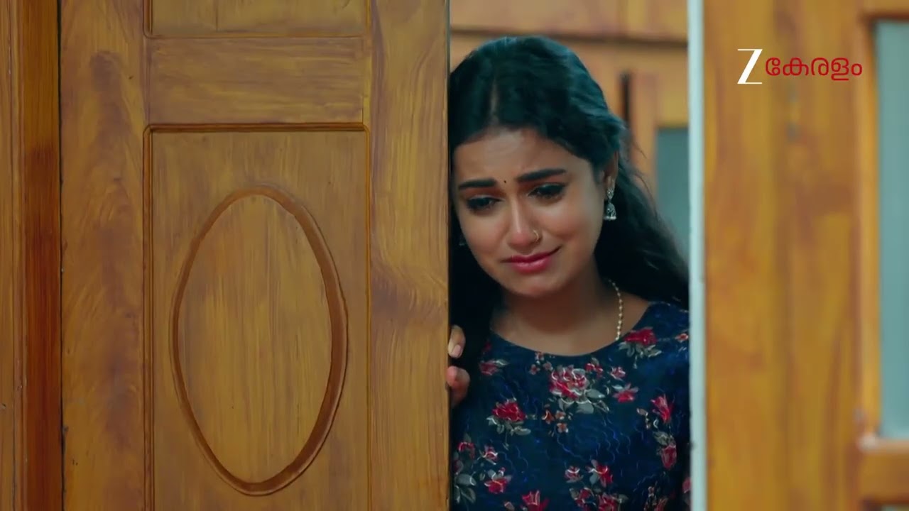 Snehapoorvam Shyama | Ep - 230 | വരുണിനെ മണിയറയിലേക്ക് തള്ളിവിടുമ്പോൾ..!!