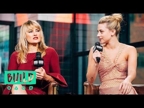 Lili Reinhart &