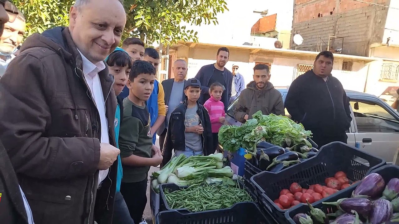 حزب الجيل جديد رفقة الدكتور سفيان الجيلالي بشعبة اللحم عين تموشنت 12_11_2021