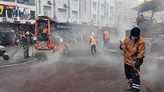 Şanlıurfa’da Divanyolu Caddesi’nde İkinci Etap Renkli Asfalt Çalışması Tamamlandı