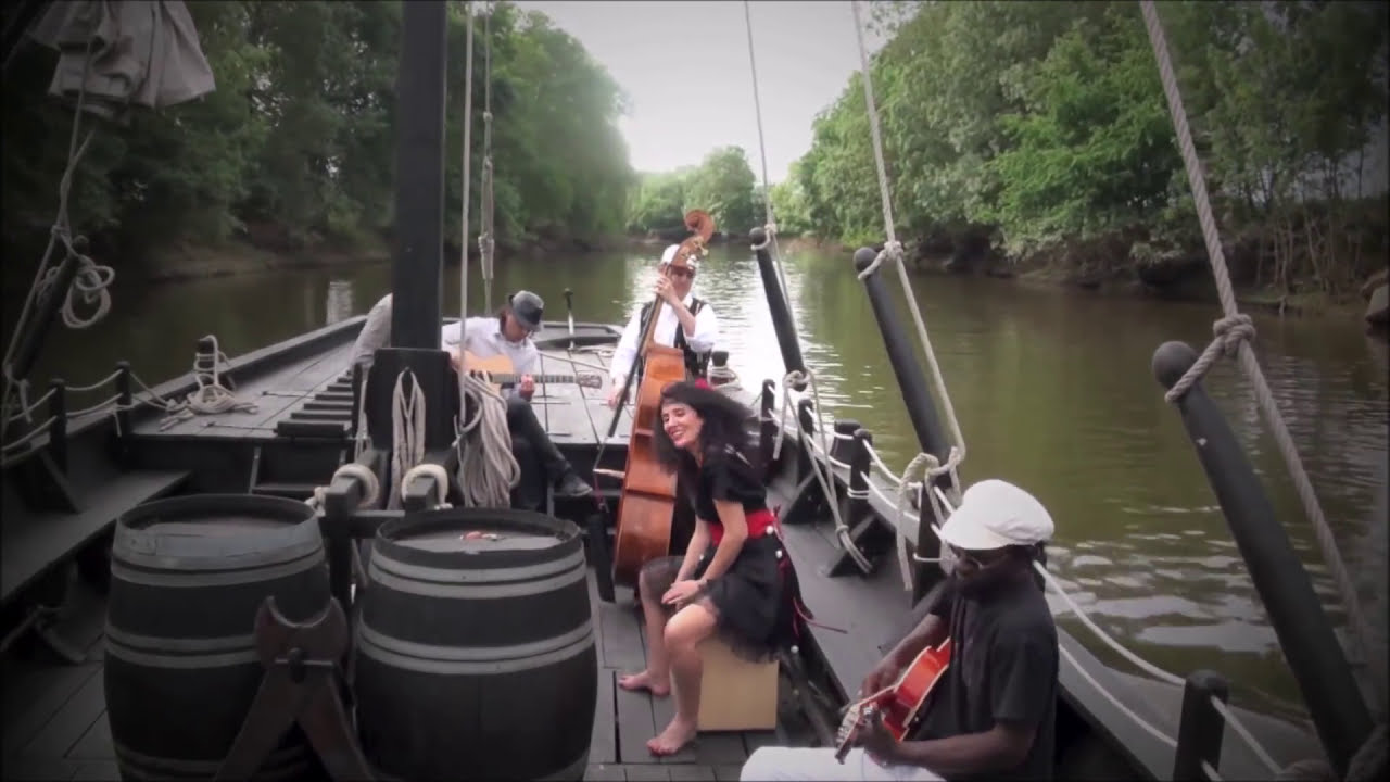 Les épines de Mymi Rose  - L'abri des bateliers - Clip Officiel