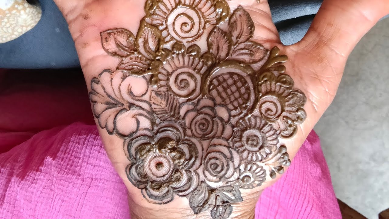      मेहंदीडिजाइंस हाथों में मेहंदी डिजाइन लगाना सिखाए