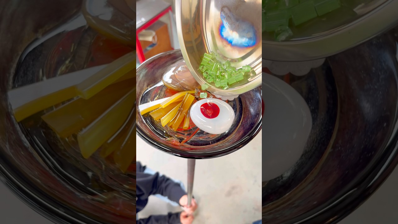 I made a ramen🍜Took us a 6-hour match🔥　6時間かけてラーメンを作りました🍥　#glassblowing #ramen #process #ラーメン