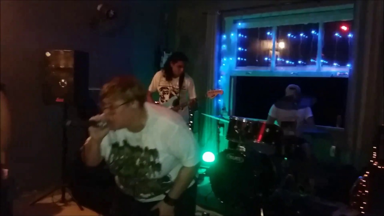 Drugged Doll - Poison Bomb