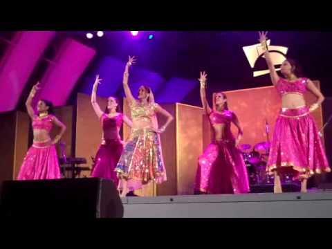 Bollywood dancers;  India Calling! @  the Hollywood Bowl