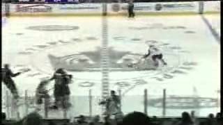 Hockeyfighters.cz  Jared Boll vs Raitis Ivanans.wmv