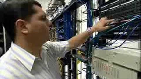 What do systems analysts do?