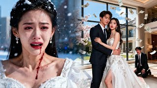 Él destrozó la mano de su esposa por la amante. ¡Ella se fue, ahora él suplica en llanto!