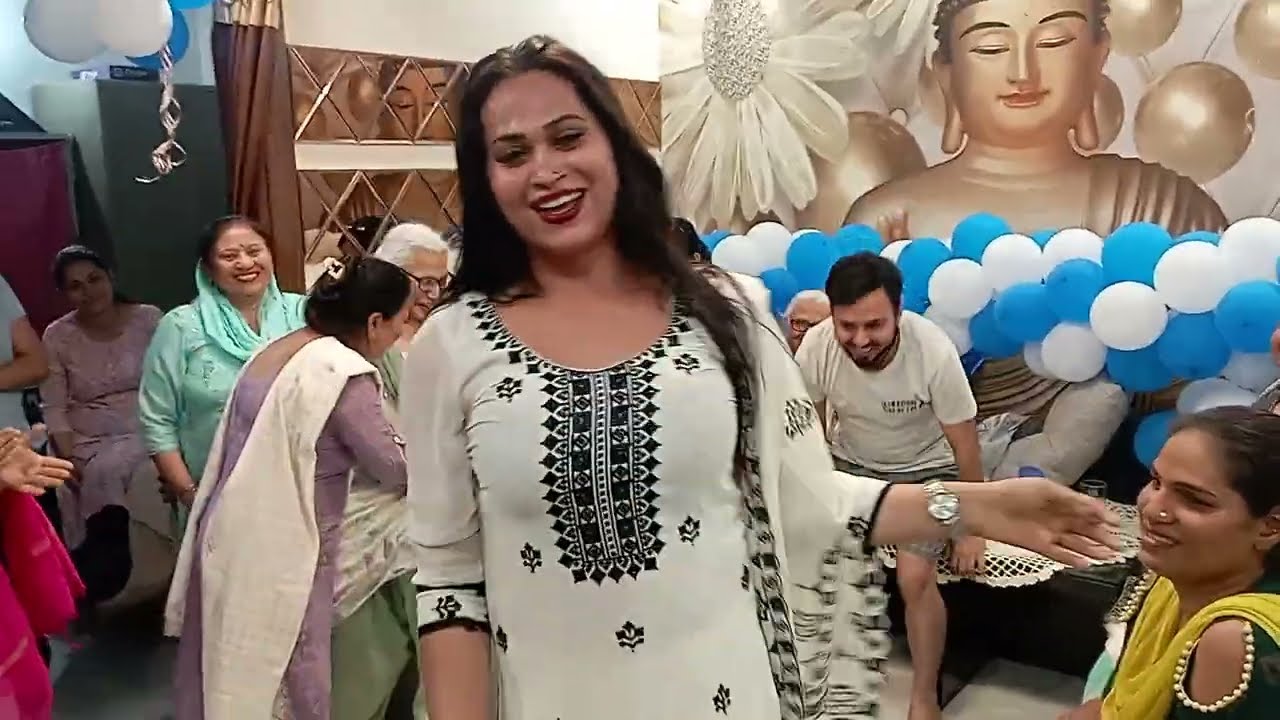 kinnar dance with family jabardast dance kinnar dance lovely kinnar || Jabardast Kinnar Dance